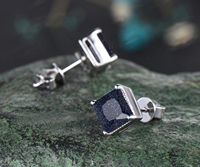 Boucles d'oreilles galaxie en pierre précieuse bleu antique vintage Boucles d'oreilles solitaires en grès bleu coupe princesse 925 en argent sterling