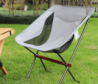 Chaise de randonnée confortable pour l'extérieur avec cadre en aluminium, pieds en cabriole - Conception compacte et robuste pliable pour le camping et la randonnée