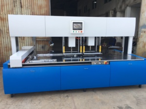 เครื่องตัดแบบอัตโนมัติ STCB-1080 สำหรับกระดาษแข็งและกล่องพลาสติก, เครื่องลอกฉลากและบัตร - Product Image 2