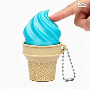 Novedades: Llavero de PVC con diseño de <span class=keywords><strong>anime</strong></span> impreso en 3D, juguete antiestrés con sonido de helado para niños y adultos - Product Image 3