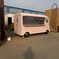 Cuisine extérieure rétro rose en acier inoxydable en forme de camionnette, remorque alimentaire tractable pour café, boissons, vente au détail urbaine et barbecue