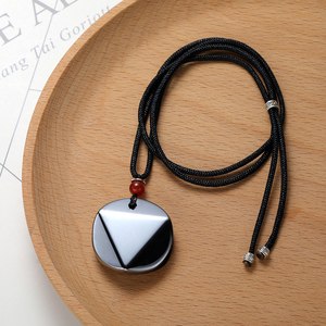 Pendentif personnalisé en terahertz taillé en pyramide 34 mm, agate rouge, collier <span class=keywords><strong>anti</strong></span>-radiation, directement de l'usine - Product Image 5