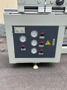 Độ chính xác cao đôi-<span class=keywords><strong>head</strong></span> <span class=keywords><strong>uPVC</strong></span> PVC cửa và cửa sổ máy sản xuất máy hàn - Product Image 2