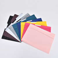 Logo personnalisé poignée PE sacs à provisions en plastique BOPP pochette en feuille d'aluminium pour l'emballage de lunettes carton emballé