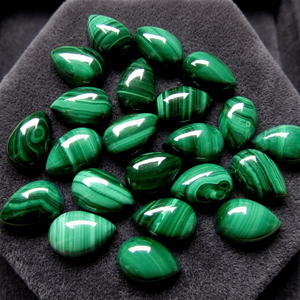 Malachite verte naturelle de qualité supérieure, cabochon en forme de poire de 12x10 mm, pierre précieuse en vrac pour la fabrication de bijoux, bagues faites à la main, pendentifs - Product Image 3