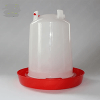 Excellent seau à eau en plastique pour poulets, abreuvoir pour volailles à vendre, différents types d'abreuvoirs pour poulets 1L-14L