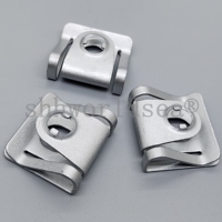 100 pièces/sac Clip métallique pour VW 8D0805960