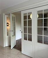 Porte coulissante pliante de style français NFRC, en bois/MDF/PVC, porte pliante en verre peinte avec grille décorative pour salon, buanderie, cuisine