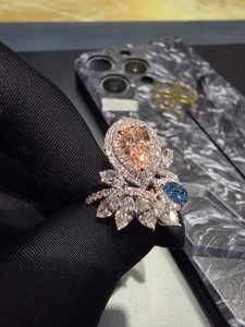 Bague en or de luxe certifiée IGI de qualité supérieure pour femmes, pierres étincelantes, bijoux élégants et modernes pour un usage quotidien - Product Image 2