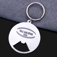 Ouvre-bouteille personnalisé en alliage de zinc et de métal Ouvre-bouteille de bière de bar Porte-clés porte-clés noir 2d 3D Logo Lettre en émail souple Ouvre-bouteille