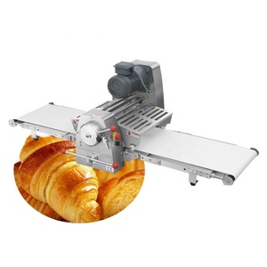 Machine à feuilles de pâte de <span class=keywords><strong>Croissant</strong></span> de haute qualité et bon <span class=keywords><strong>prix</strong></span>, fabrication de machines de boulangerie - Product Image 1