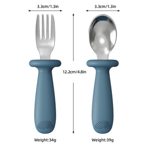 Juego de tenedor y cuchara de entrenamiento para bebés con mango corto ISSILI |   Acero Inoxidable 304 con Cubierta de Silicona |   Utensilios para la Alimentación de Niños Pequeños - Product Image 3