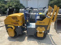 Compacteur vibrant léger à double tambour XMR110 de China Road Machinery avec une charge linéaire statique de 57N/cm à vendre
