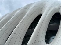 Panneaux de murs-rideaux doublement courbés en aluminium et acier inoxydable, revêtement de façade de bâtiment moderne, imperméable et ignifuge