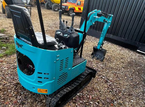 Miniexcavadora Económica JPC KV12 de 12 Caballos de Fuerza, Hoja Topadora Delantera, Función Dual, Hidráulica Resistente - Product Image 3