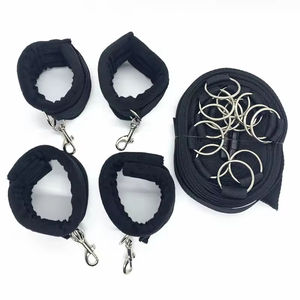 Kit de bondage BDSM de haute qualité pour chambre à coucher, avec sangles d'ouverture des jambes, entraves de lit et menottes, étanche, OEM pour couples - Product Image 3