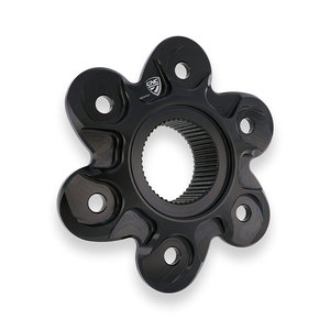 Support de moyeu de pignon arrière noir pour moto de course Panigale V4S 2018-2024 - Product Image 1