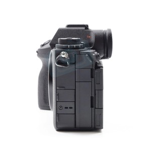 กล้อง HFT Professional A1 Mark II ฟูลเฟรม วิดีโอ 8K/4K UHD ช่องใส่การ์ดคู่ แบตเตอรี่แบบชาร์จได้ หน้าจอ HD 3.0 นิ้ว กล้อง DSLR 1 ตัว - Product Image 2