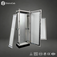 Armoire métallique extérieure CE RoHS IP54 480H testée par pulvérisation de sel pour onduleurs, idéale pour projets solaires extérieurs DistroCab TS