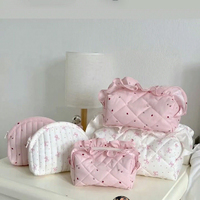 Pochette de maquillage en peluche florale assortie, couleur rose, fermeture éclair, tissu en coton matelassé, sac cosmétique, organiseur de voyage