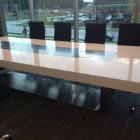 Table de réunion moderne blanche grande capacité (16 personnes) durable avec chaises pour bureaux et salles de réunion d'hôtels (OEM/ODM)
