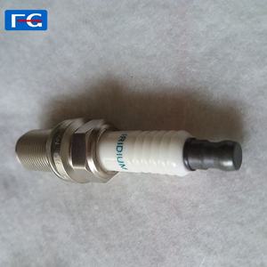 Bujía de iridio para coche a <span class=keywords><strong>precio</strong></span> de fábrica OEM FXE20HR11 FK20HR11 bujía automática para bujías de motor automático para coches - Product Image 6