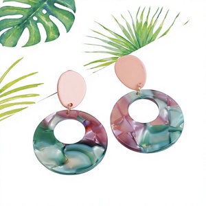 Boucles d'oreilles créoles tendance et élégantes noires, style bohème, bijoux fantaisie fantaisie avec perles pendantes, ANEES HANDICRAFTS, unisexe - Product Image 2