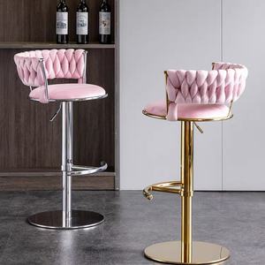 Taburete de Bar Giratorio de Cuero, Taburetes Altos Modernos y Económicos de Terciopelo para Cocina, Taburetes Altos de Metal Dorado de Estilo Nórdico para Muebles de Bar de Lujo para Mesa de Bar - Product Image 6