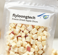 Gefreeze-droogde appelblokjes in kleine verpakkingen, knapperige FD appelblokjes, gezonde kant-en-klare gevriesdroogde fruitsnack
