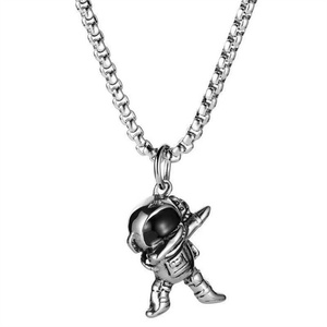 Popular Gold Plated Astronaut Pendant Necklace Stainless Steel Men Jewelry - Product Image 6