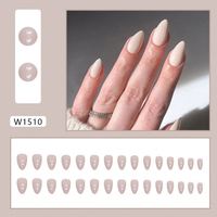 Vente en gros d'usine, ongles pressés en amande, design personnalisé de luxe, nouveaux ongles artificiels colorés populaires
