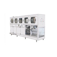 Ligne de production de bouteilles d'eau 5 gallons 3 en 1 Machine de capsulage remplissante de rinçage d'eau à petite échelle