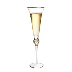Toptan özel logo elmas içme kupası promosyon hediyeler düğün dekore edilmiş cam kadeh altın jant şarap bardağı