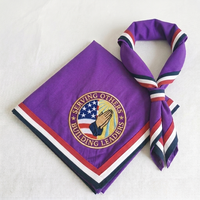 Maßgefertigte Großhandels-Scout-Halstücher mit Besticktem Logo, Dreieckiges Bandana, Baumwoll-Uniformschal für Jugendliche
