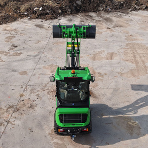 Mini-chargeuse sur pneus électrique ERW1525E, batterie LFP 324Ah, zéro émission, chargeuse compacte pour usage intérieur, agricole et municipal - Product Image 4