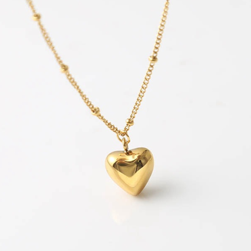 18K Gold Plated Stainless Steel Hollow Heart Pendant Necklace for