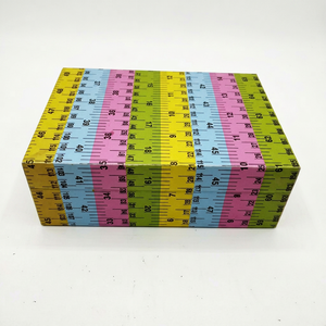 Boîte de rangement en bois ATIQCO avec couvercle, finition peinte, organisateur moderne pour table, avec ruban à mesurer intégré - Product Image 1