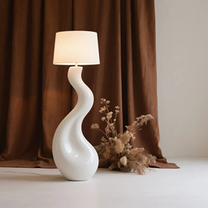 Lampe de sol sculpturale imprimée en 3D pour les espaces intérieurs modernes et les solutions d'éclairage design - Product Image 1