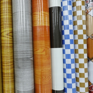 Suelo de PVC Esponjoso, Marca Guangdong Yuanhua, Rollo de Vinilo Plástico de 1.2mm, Venta al por Mayor, Grado de Construcción para África Francoparlante - Product Image 4