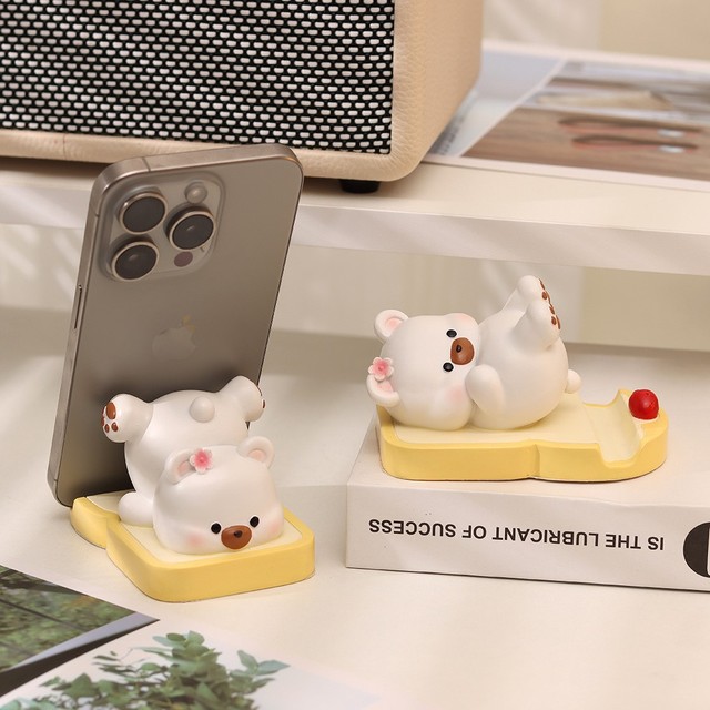 Cute Creative Little Bear Phone Stand Ornamentstress-relieving Multi-functional Desk Decor Synthetic Resin Cartoon Style;