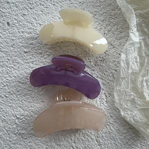 Pince à cheveux en acrylique transparente géante pour femme, motif lune creuse, couleurs bonbon, pour cheveux épais - Product Image 3