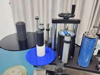 Machine d'étiquetage pour bouteilles en plastique et en verre, flacons ronds et plats, étiquettes de produits double face