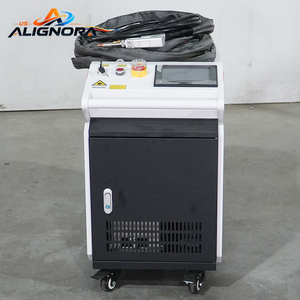 Machine de soudage laser à fibre portative refroidie par eau 4-en-1 pour la découpe et le nettoyage de l'acier au carbone, de l'acier inoxydable et de l'aluminium - Product Image 1