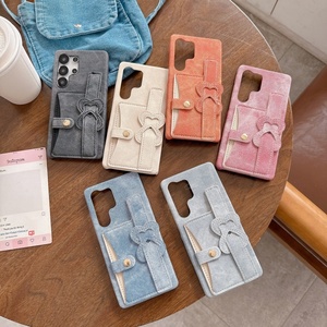 Étui de téléphone personnalisé rétro pour femmes en denim avec porte-cartes, support et protection antichoc pour Samsung S25 S24 Ultra - Product Image 1