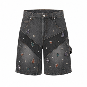 Pantalones Cortos de Mezclilla Desgastados con Logotipo Personalizado, Pantalones Cortos Acampanados con Parches Bordados y Pedrería, Ropa Urbana de Marca Privada para Hombre - Product Image 2