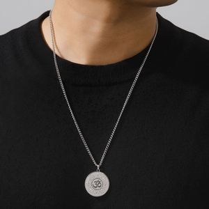 Collar Myshape Om con Colgante de Flor de Loto para Yoga, Collar con Mandala Aum Ohm de Acero Inoxidable, Regalo Inspirador para Mujeres, Amuleto Hindú - Product Image 3