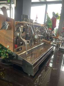 Machine à café expresso professionnelle à double groupe E61 avec pompe rotative et trois chaudières pour café, salon de thé et entreprise - Product Image 3