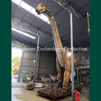Modèle de dinosaure animatronique personnalisé à demi-corps pour parc aquatique jurassique ou exposition de tête de Diplodocus robotique faite à la main