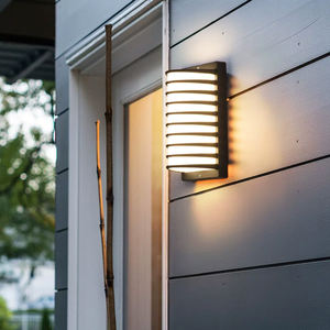 Lámpara <span class=keywords><strong>de</strong></span> Pared Exterior Moderna y Minimalista con Aleación <span class=keywords><strong>de</strong></span> Aluminio Fundido, Lente <span class=keywords><strong>de</strong></span> PC Blanca Difusa, Ultrabrillante para Patio, Villa, Balcón - Product Image 2