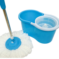 Seau de vadrouille à 360 ° avec recharges en microfibre en acier inoxydable à poignée réglable pour le nettoyage des sols
